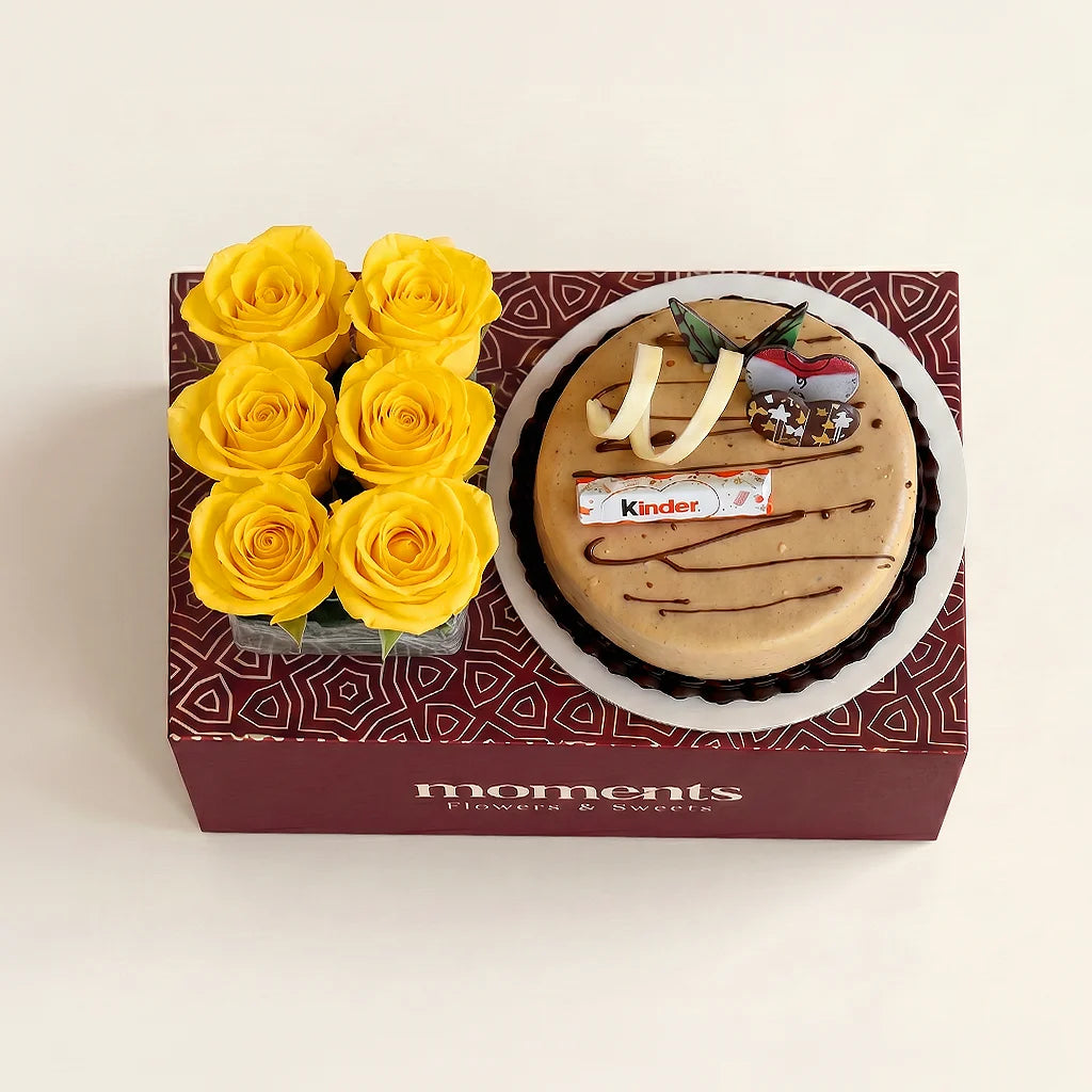 Kinder Bueno Cake & Roses Box