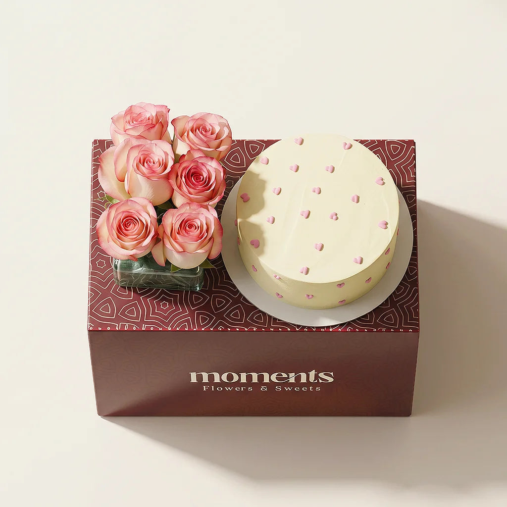 Signature Heart Cake & Roses Box