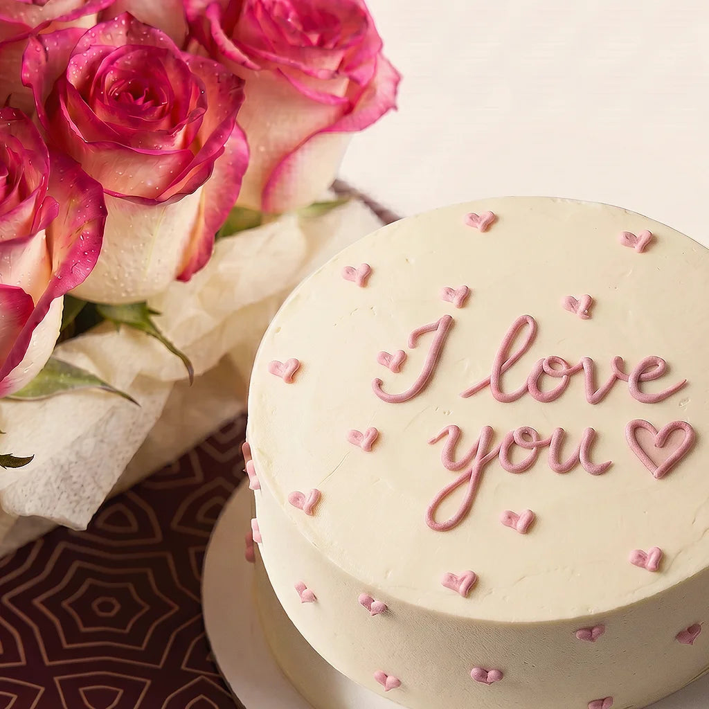 I Love You Cake & Roses Box